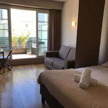 Downtown Studio & Large Terrace Appartement *